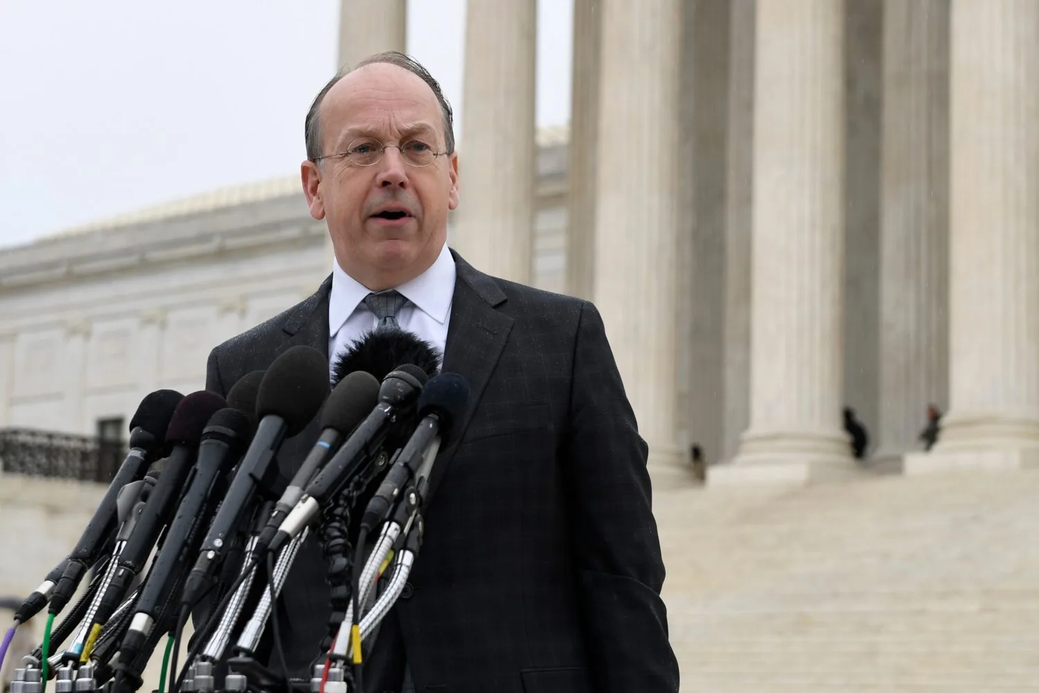 Appeals Court Reviews Trump’s Sanctions on Major Law Firms Amid First Amendment Debate