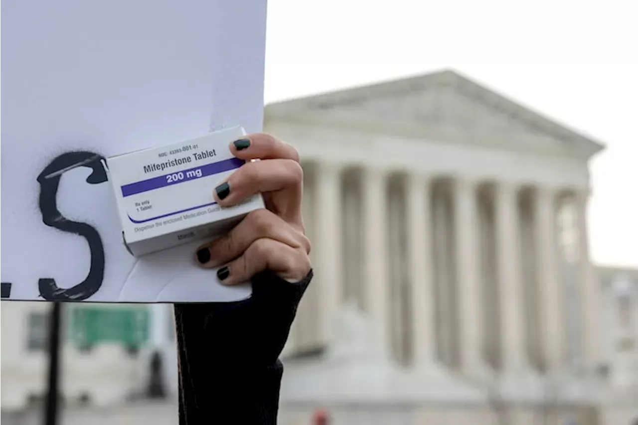 Drugmaker Seeks Supreme Court Intervention to Preserve Mail Access for Abortion Pill