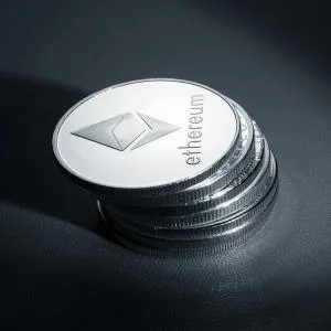 Ethereum Whales Slash Holdings Amid Market Uncertainty, Shifting Investment Patterns