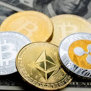 Institutional Investors Show Divergent Crypto Strategies in Q1 2026