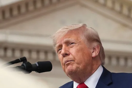 Iran Condemns US Airstrikes as Talks Continue, Partially Restores Internet After Shutdown