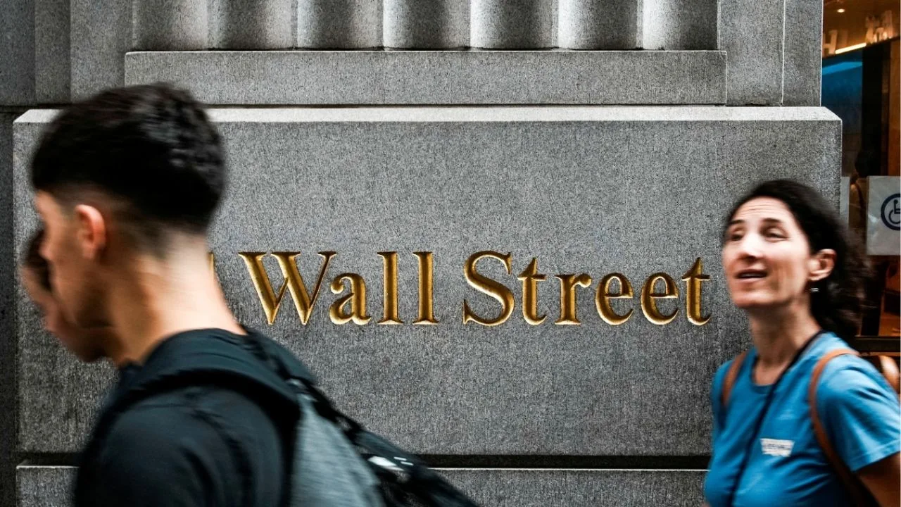 Key U.S. Jobs Report Looms Amid Stock Rally and Inflation Concerns