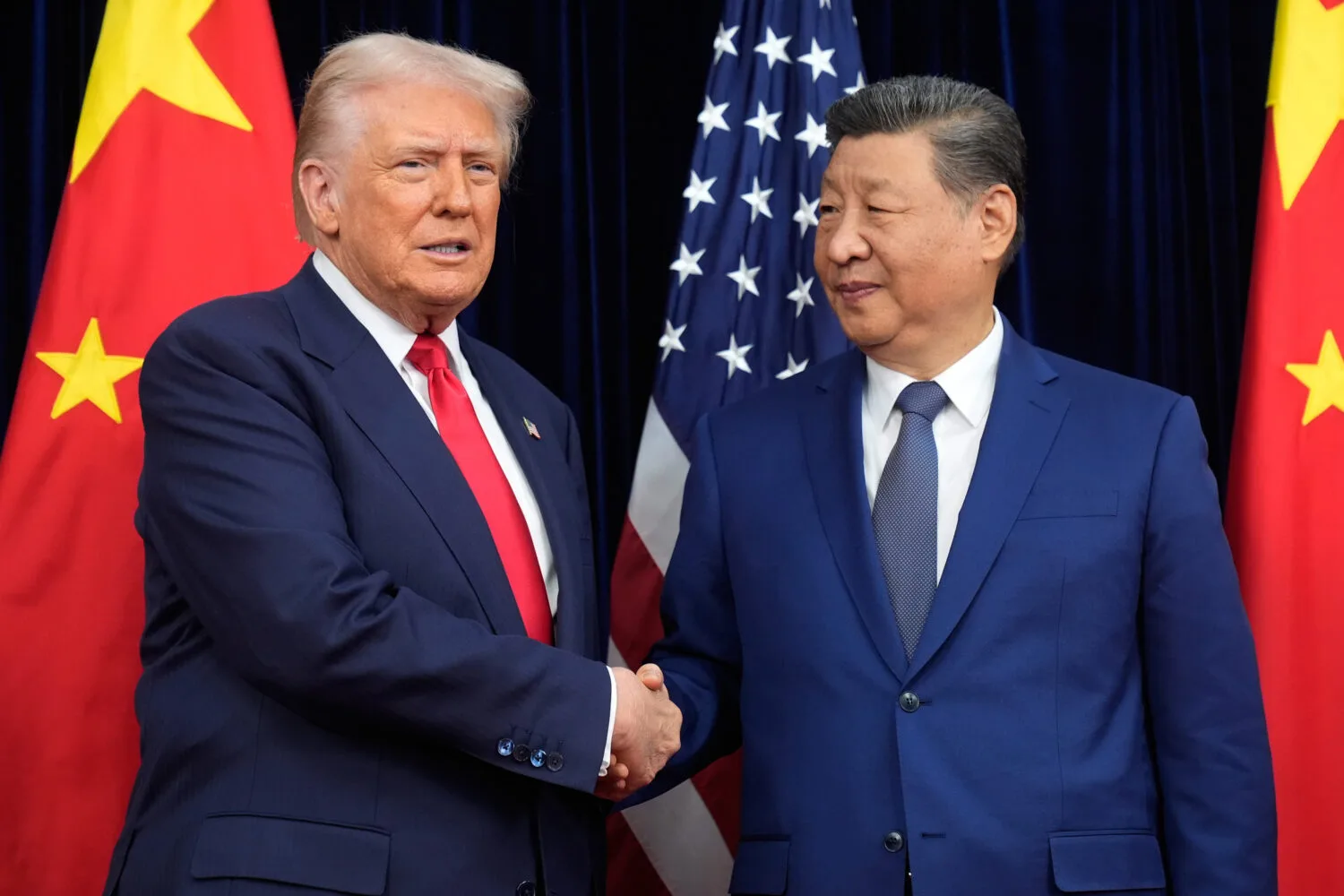 Leading U.S. Executives Join Trump on Diplomatic Visit to China Amid Trade and Tech Talks
