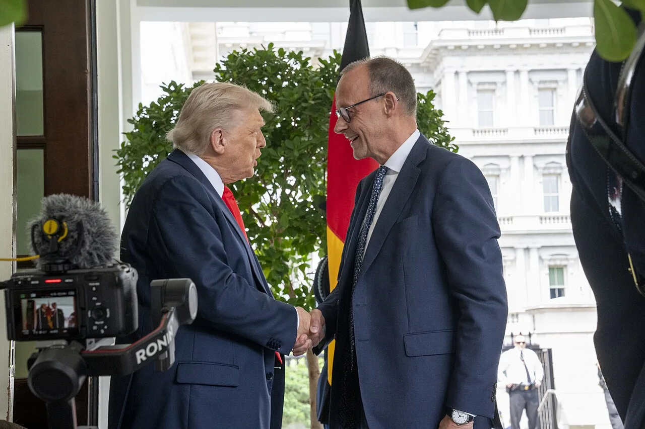 Merz Downplays Tensions With Trump Amid U.S. Troop Reduction in Germany