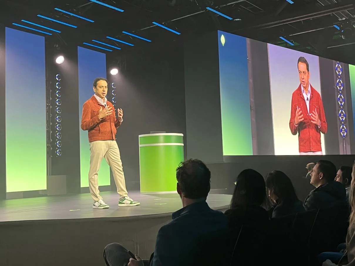 MongoDB Surpasses Expectations with Strong Earnings and Raised Full-Year Outlook