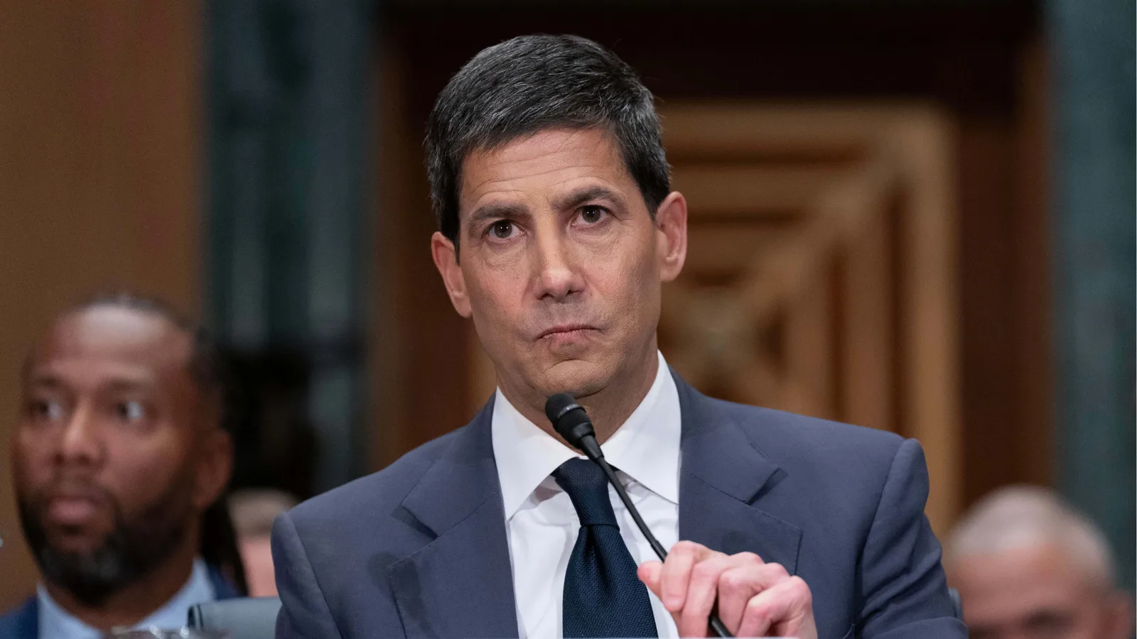 Senate Confirms Kevin Warsh as Federal Reserve Chair Amid Economic Challenges