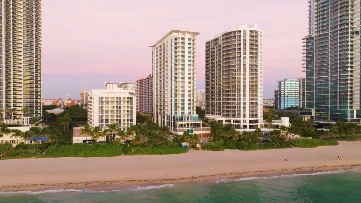 South Street Partners Expands Portfolio with Acquisition of Solé Miami Resort