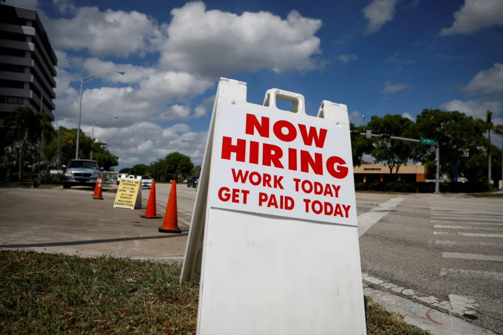 Three Florida Cities Rank Among Best U.S. Markets for Summer Jobs
