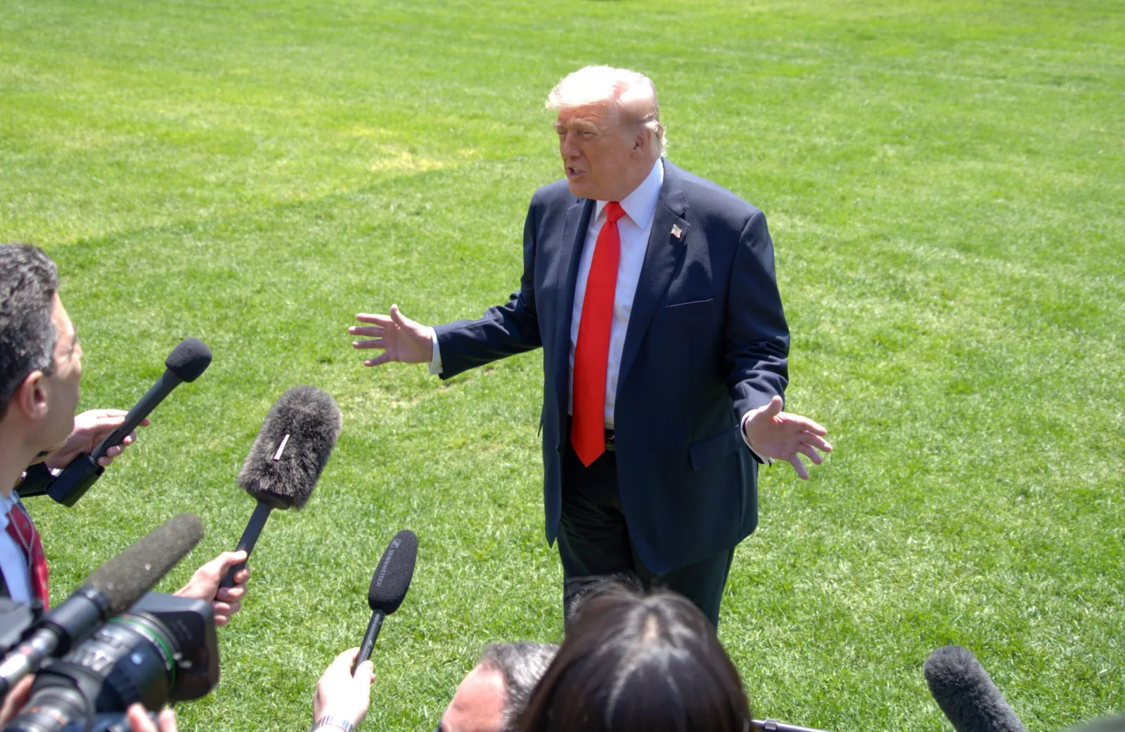 Trump Signals Imminent Decision on Iran Deal with Demands on Nuclear and Strait of Hormuz