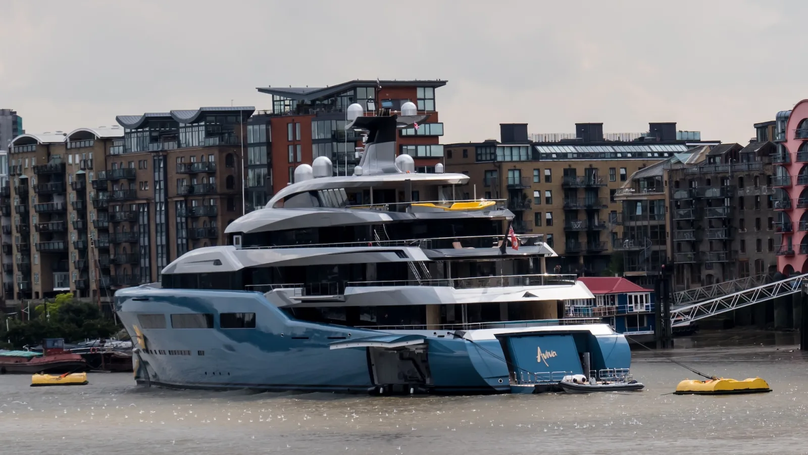 UK’s "Ghost GDP" Highlights Stark Wealth Divide as Billionaires Control Over a Fifth of Economy