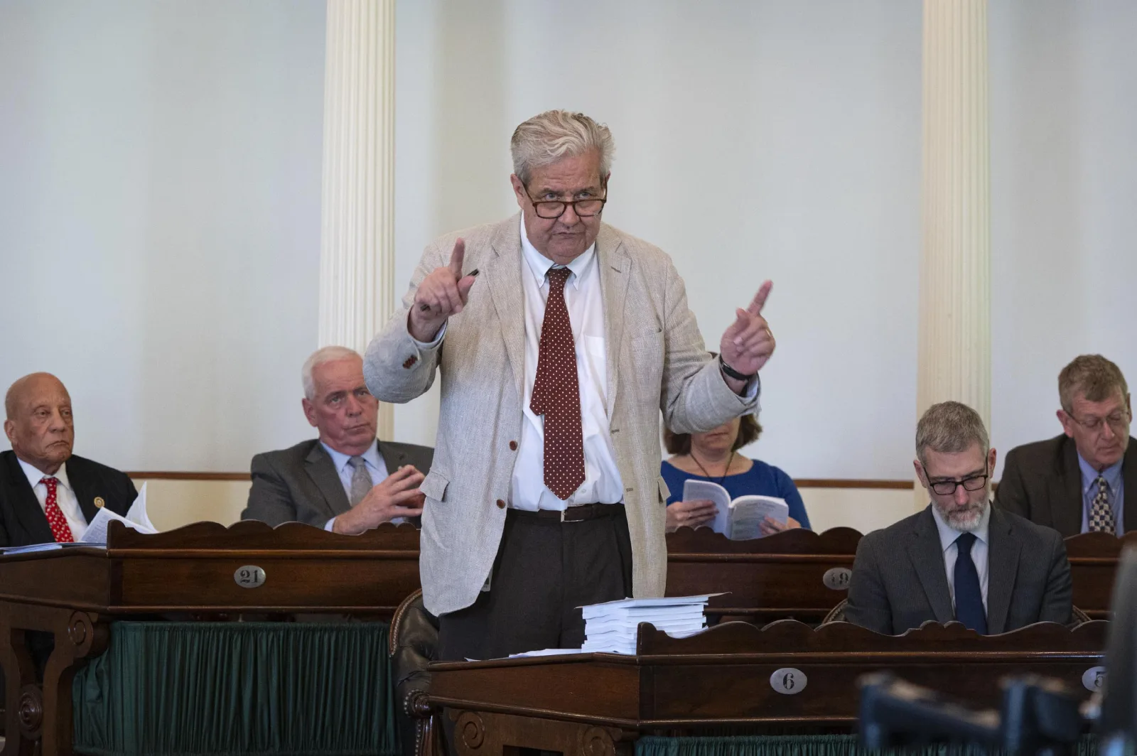 Vermont Senate Approves Education Reform Bill Emphasizing Voluntary School District Mergers