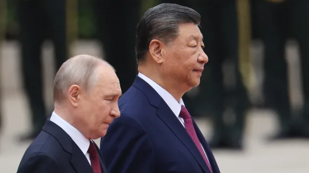 Xi and Putin Call for Urgent End to U.S.-Israeli Military Actions in Iran