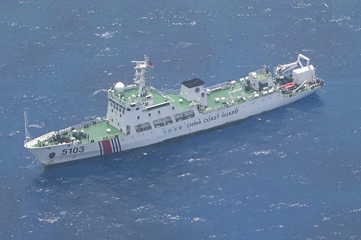 China Deploys Major Coast Guard Vessels to Challenge Japan-Philippines Maritime Talks