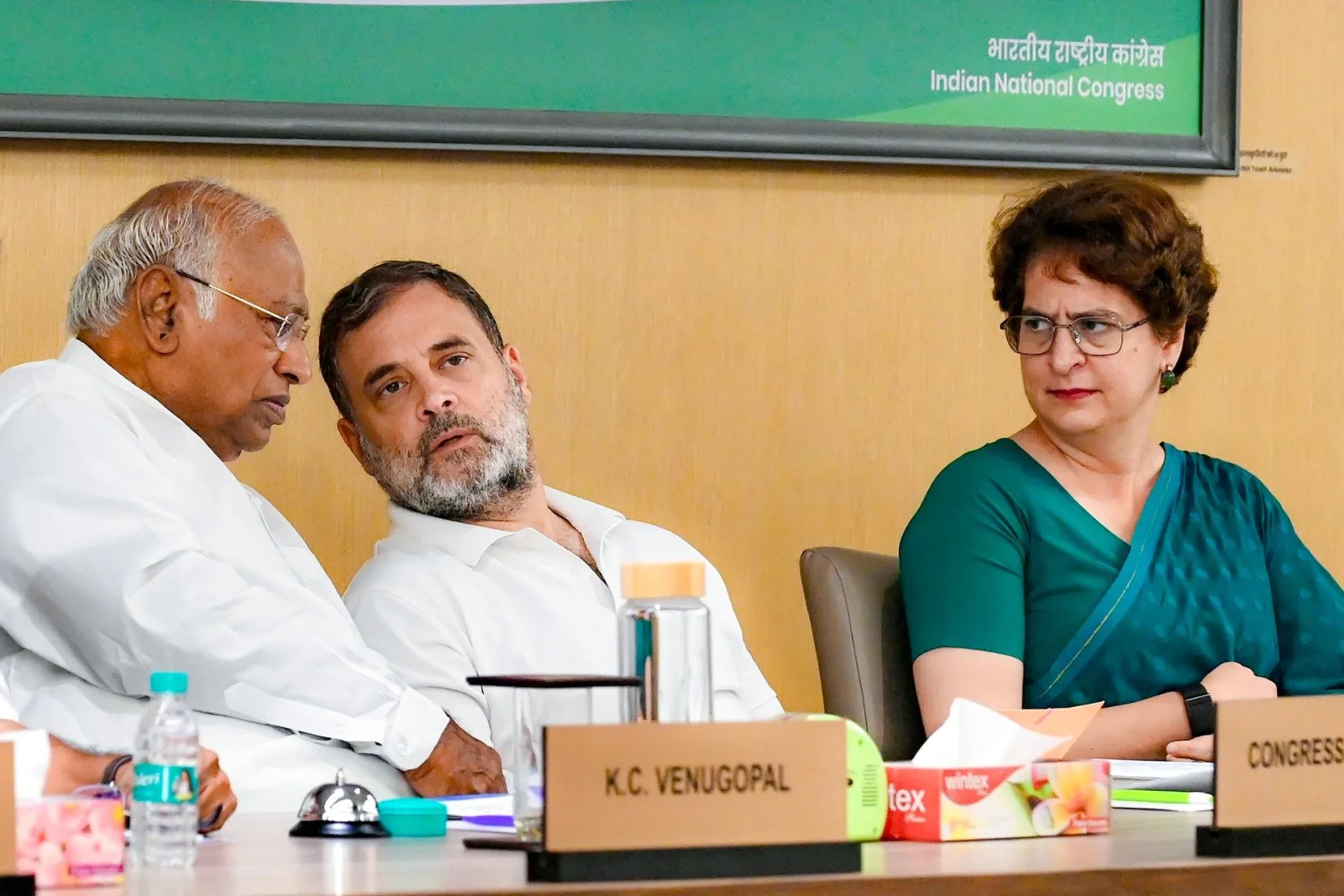 Congress launches nationwide campaign targeting inflation, exam frauds, and social issues