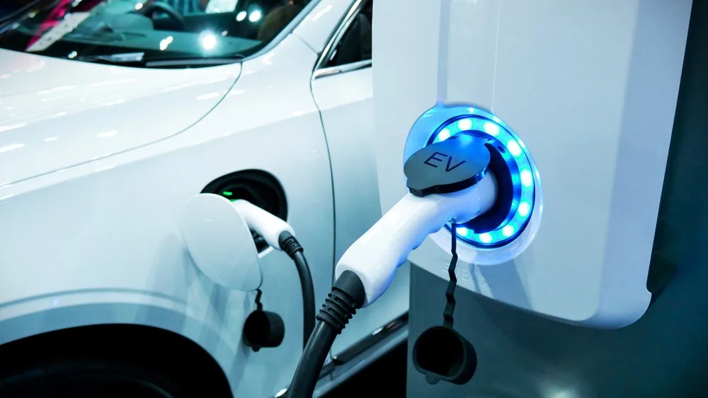 European Electric Vehicle Sales Surge, Driven by Expanding Chinese Market Presence