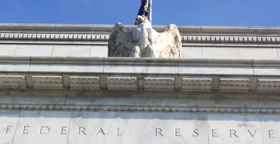 Fed Poised to Shift Toward Rate Hikes as Inflation Pressures Mount