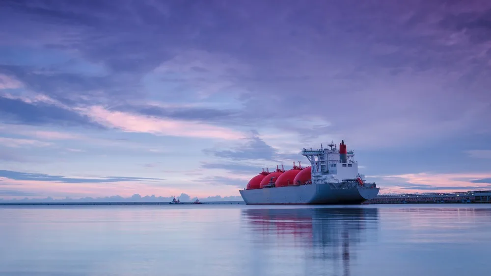 Japan Secures Long-Term LNG Supply from Malaysia Amid Global Energy Uncertainty