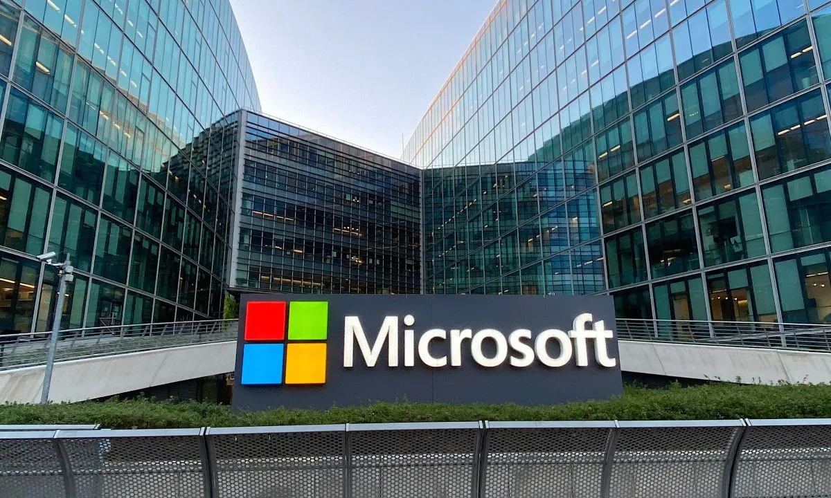 Microsoft Faces Shareholder Lawsuit Over AI Investment Disclosure and Cloud Growth Claims