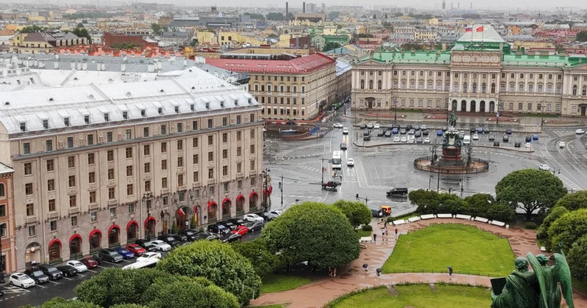 Russia’s Central Bank Implements Small Rate Cut Amid Ongoing Economic and War Pressures