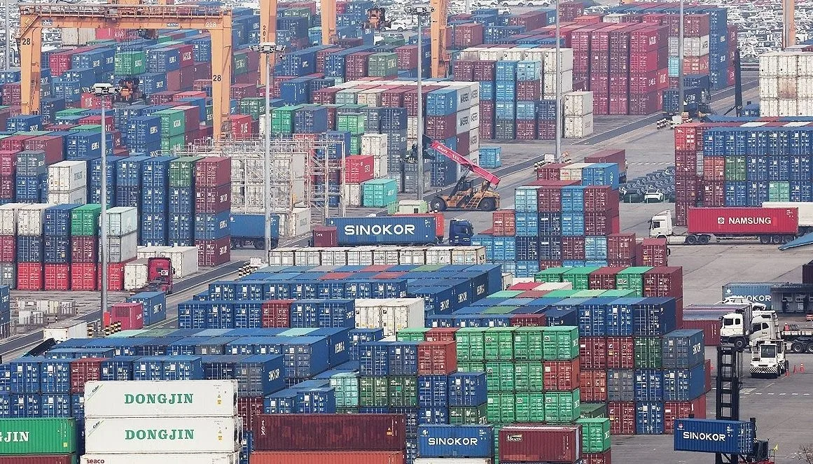 Seoul Strategizes Response to U.S. Forced Labor Tariffs Impacting Trade