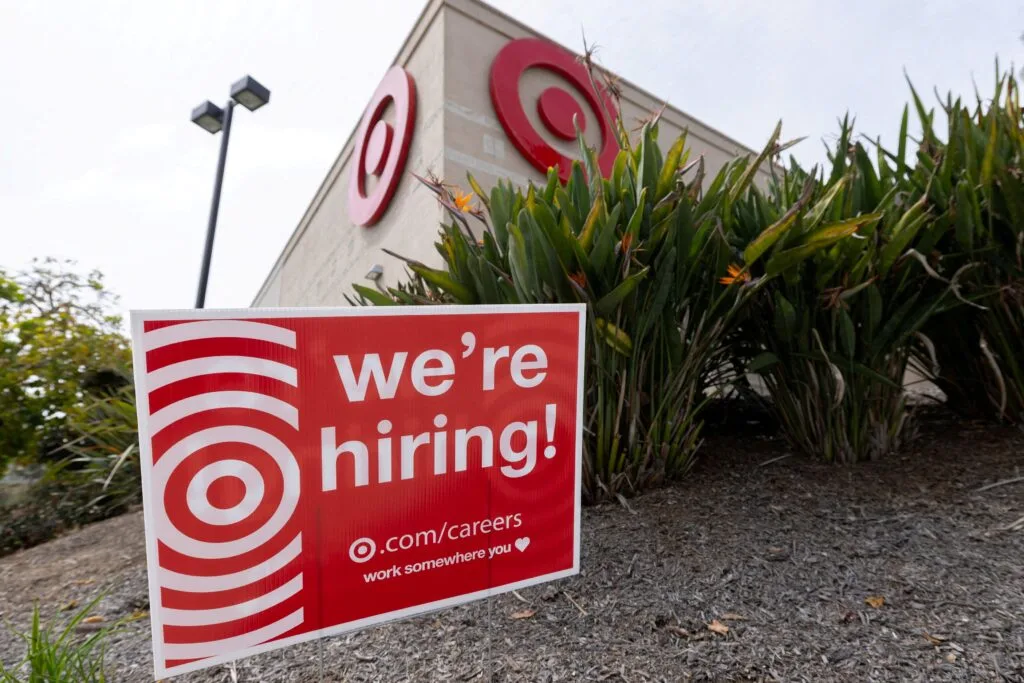 U.S. Job Growth Surpasses Expectations with 172,000 Positions Added in May
