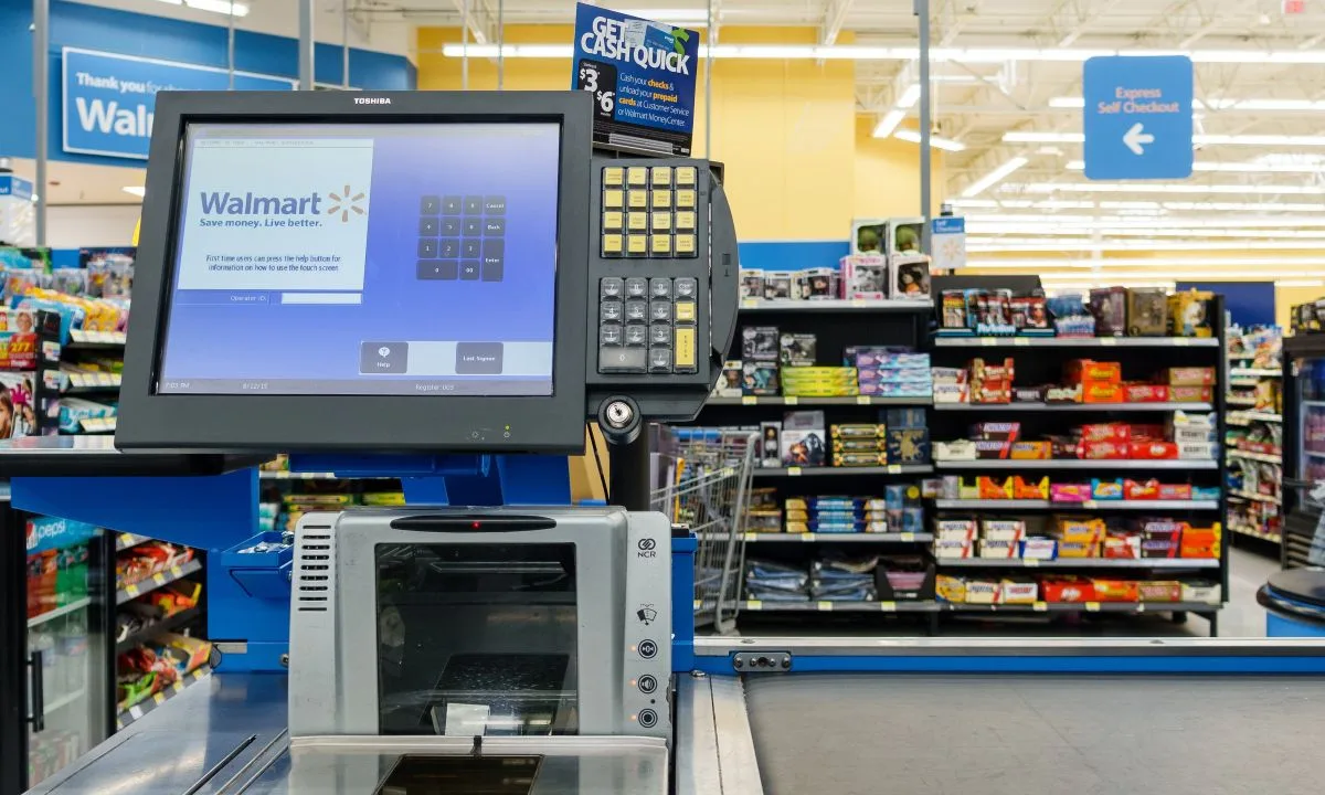 Walmart Pushes AI Adoption Amid Rising Tech Layoffs and Worker Concerns