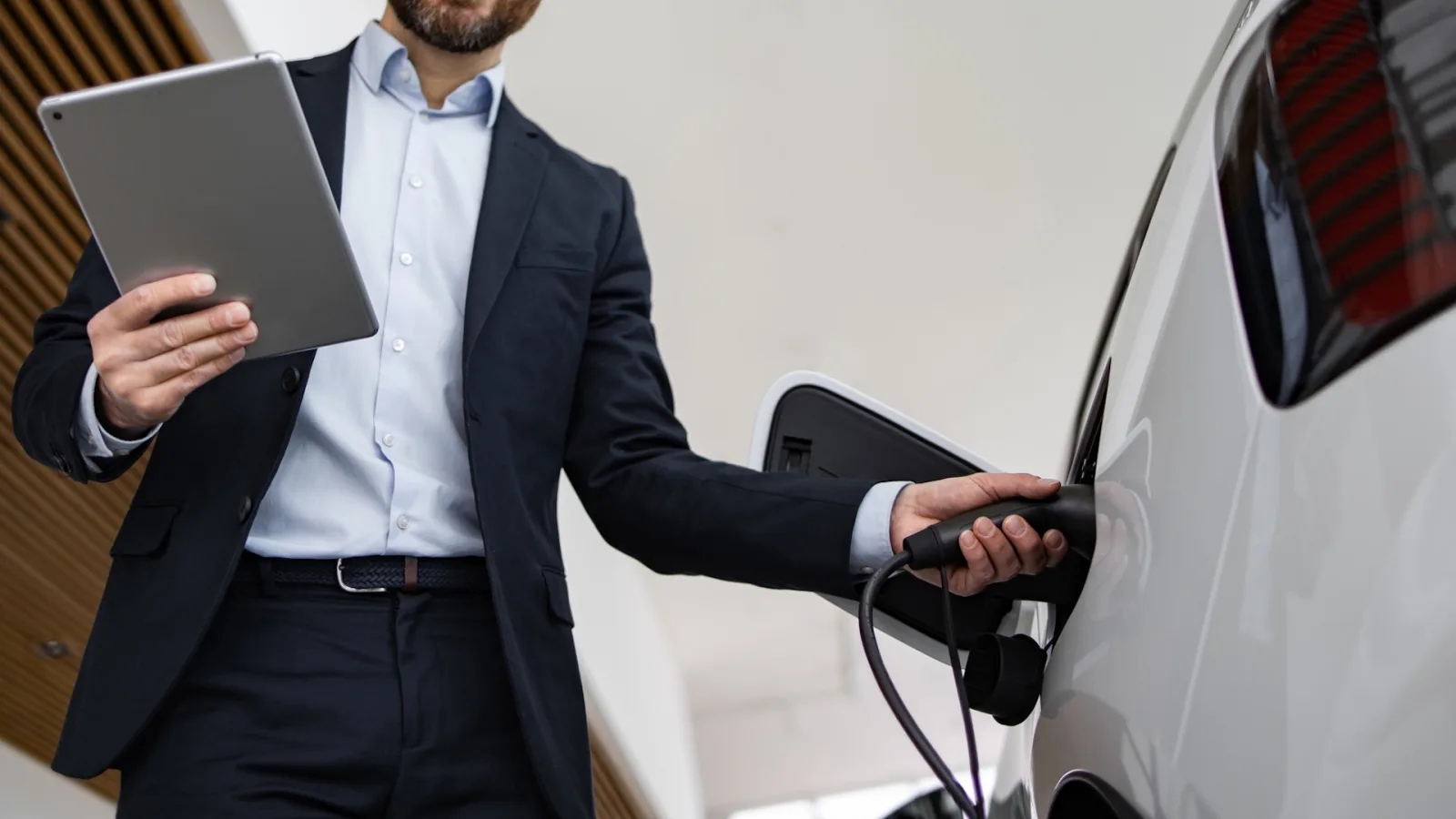 California Launches New Rebates to Boost First-Time EV Purchases Amid Federal Incentive Loss