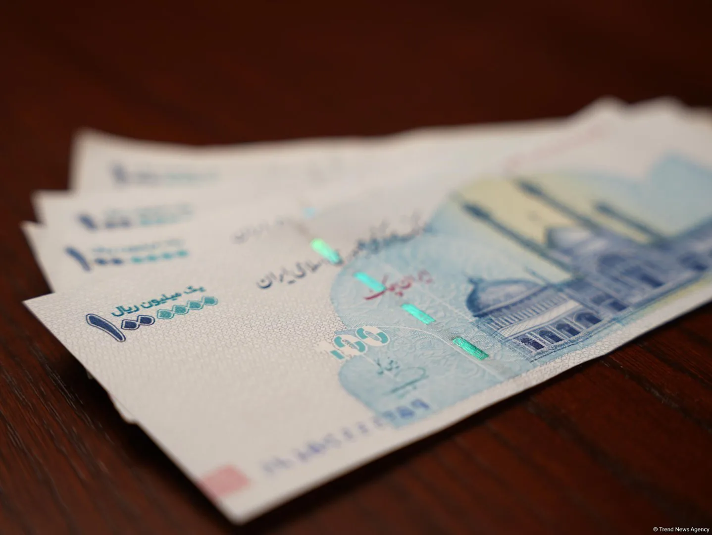 Iran's Central Bank Updates Official Currency Rates Amid Decline in Most Foreign Currencies
