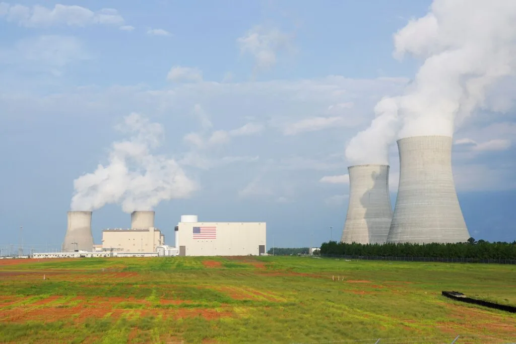Minnesota Moves Toward Lifting Nuclear Reactor Ban in Energy Policy Shift