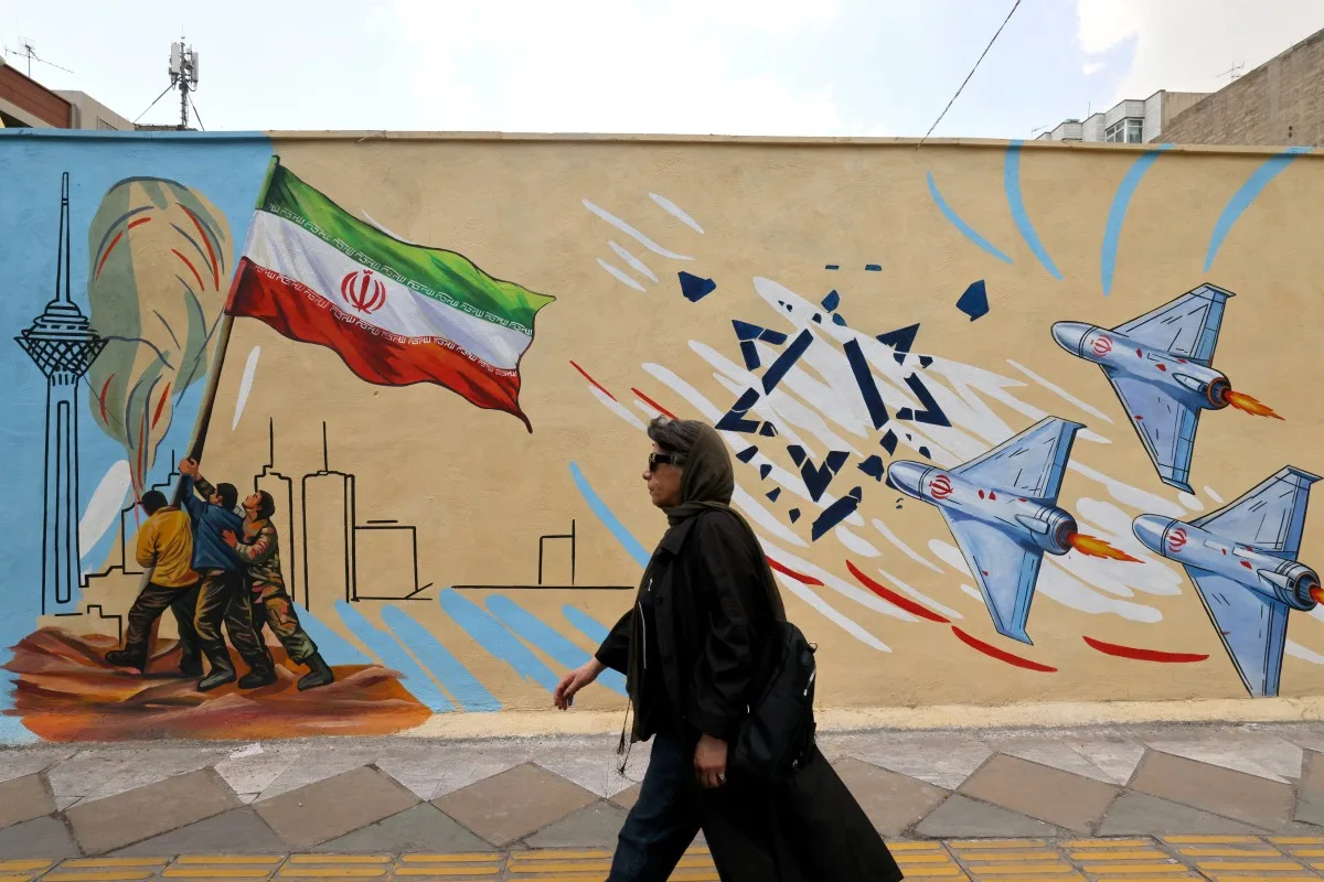 U.S. and Iran Begin Indirect Talks in Qatar Focused on Hormuz and Frozen Assets