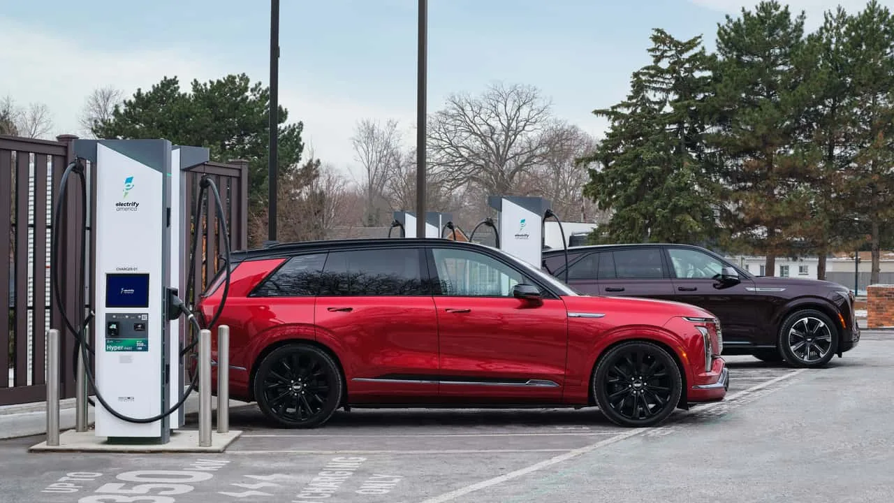U.S. EV Fast-Charging Expansion Slows but Focus Shifts to Quality and Profitability