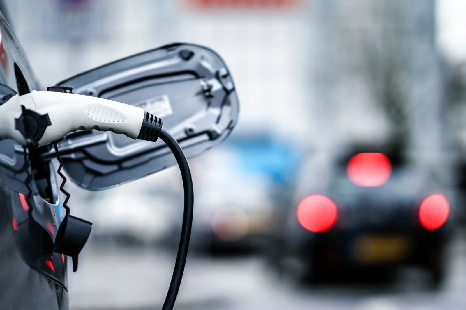 Electric Vehicles Surpass 20% of New Car Sales in Australia Amid Rising Fuel Costs