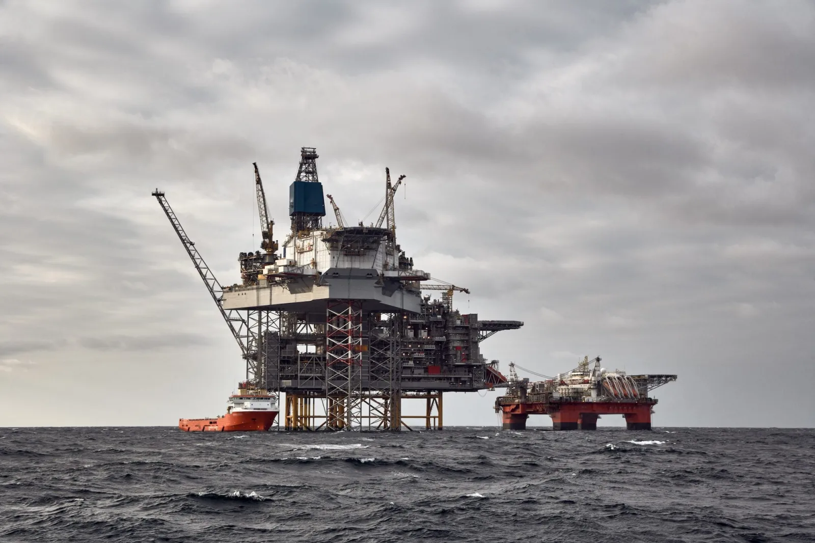 Hornbeck Offshore Partners with Deployable Energy for Maritime Nuclear Microreactors
