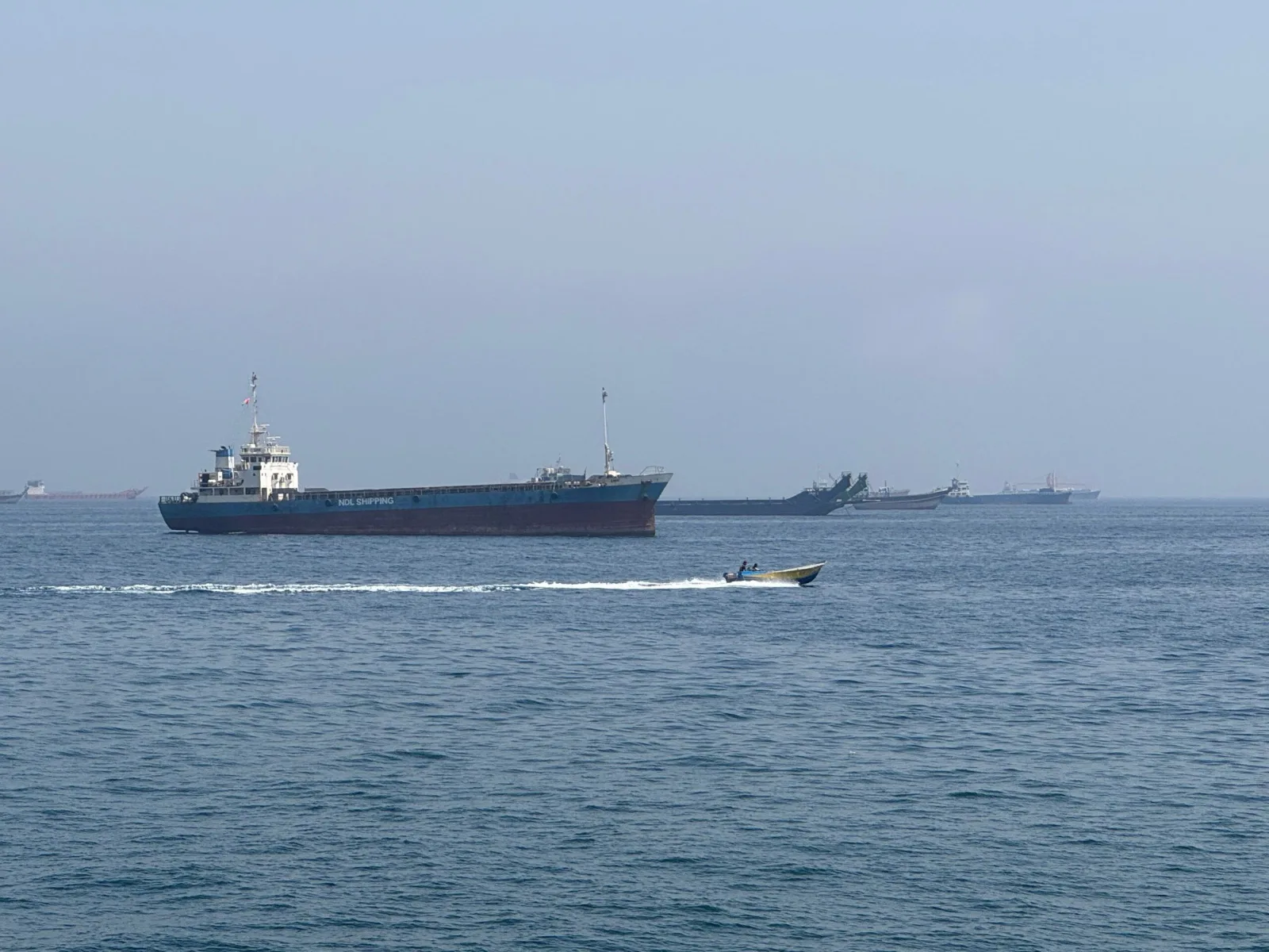 Iran Rejects Reports of Deal to Reopen Strait of Hormuz, Calls Threats ‘Noteworthy