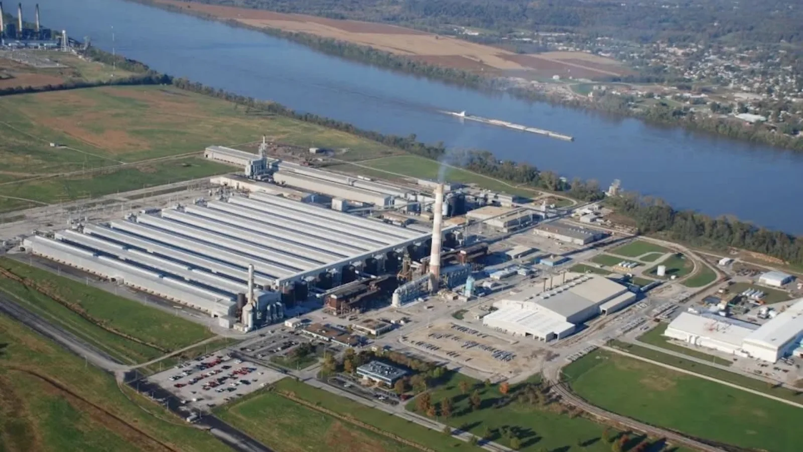 Kentucky Residents Voice Concerns Over Data Center’s Impact on Rising Electricity Costs