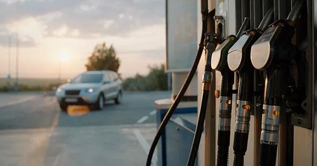 Rising Gas Price Volatility Spurs Increased Interest in Electric SUVs Among U.S. Consumers