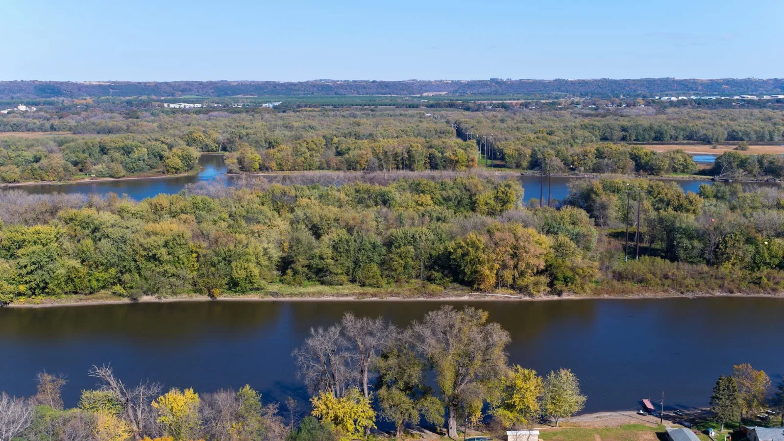 Limestone Application on Farms in Mississippi River Basin Enhances Soil Carbon Storage
