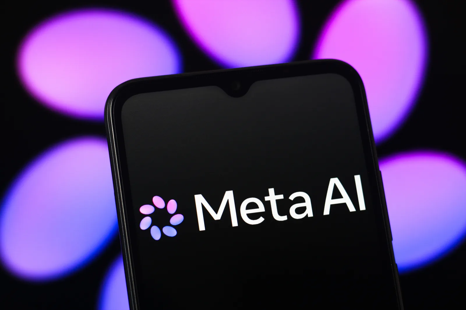 Meta Removes AI Feature After Exposure of Privacy Risks in Family Data Collection