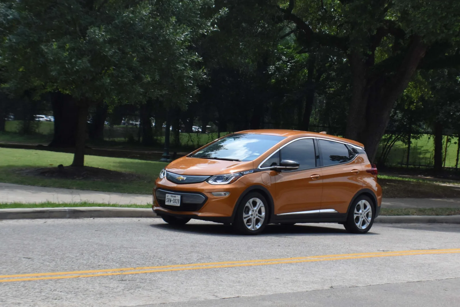 Rising Fuel Costs Prompt Drivers with Long Commutes to Consider Electric Vehicles